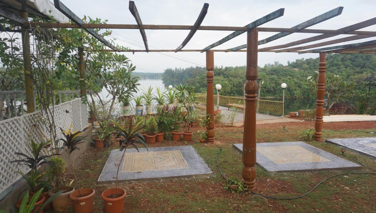 Sona Villa, The Lake Chalet Kudal  Exterior photo