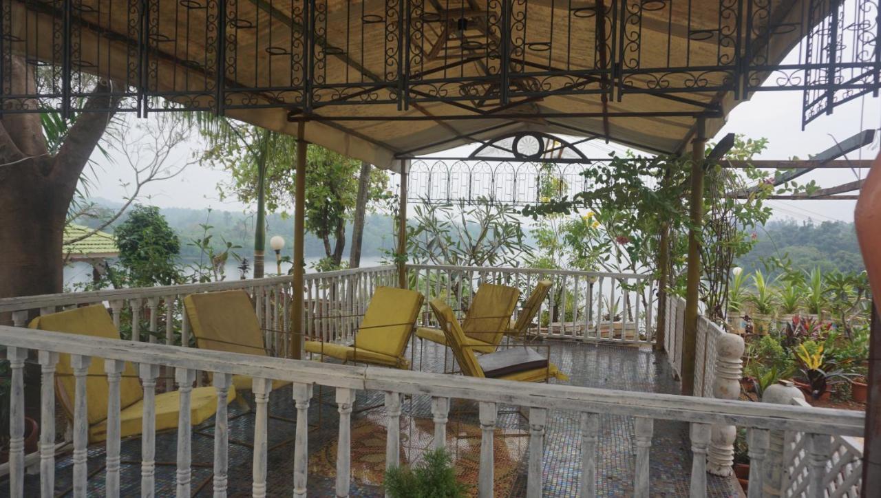 Sona Villa, The Lake Chalet Kudal  Exterior photo