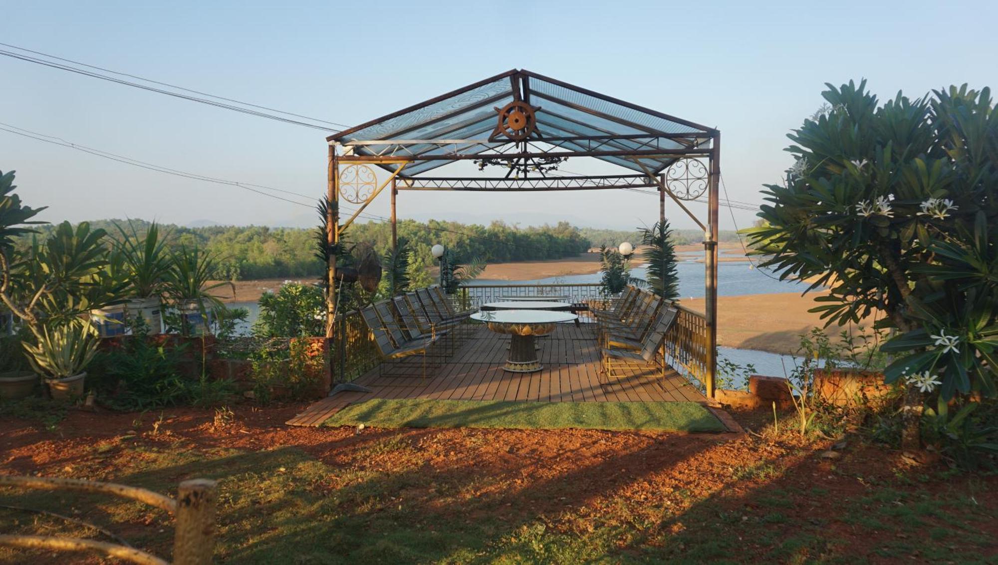 Sona Villa, The Lake Chalet Kudal  Exterior photo